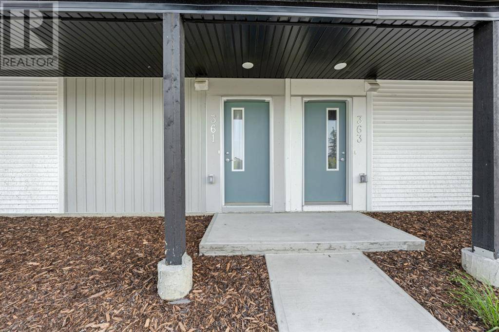 Calgary, AB T3N1V6,361, 301 Redstone Boulevard NE