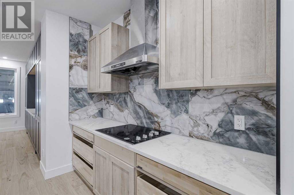 Calgary, AB T2M2K6,434 28 Avenue NW