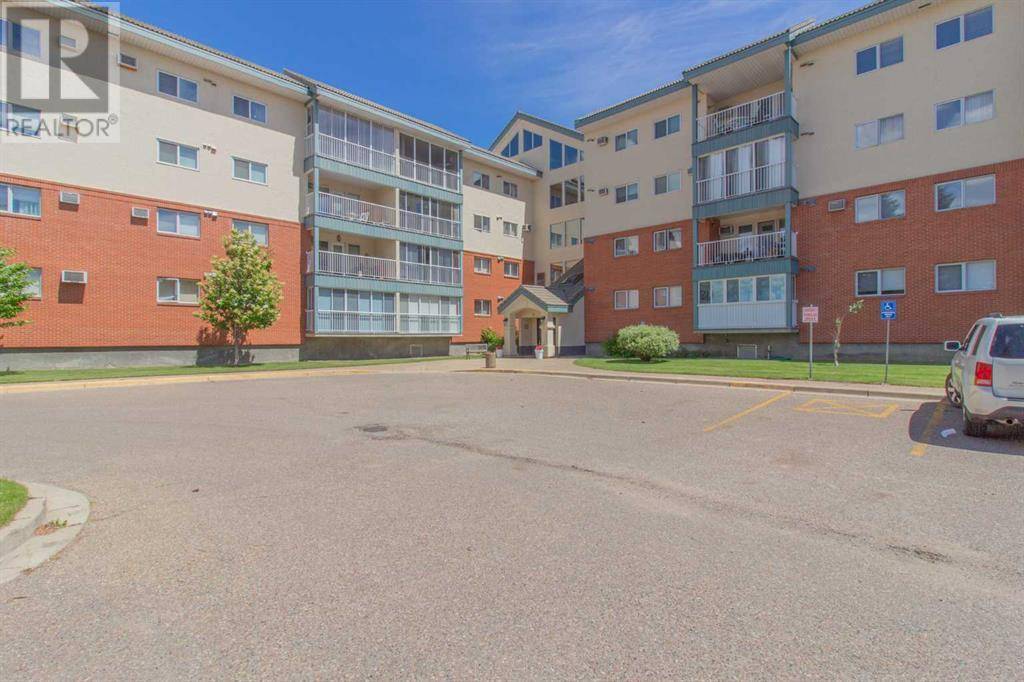 Medicine Hat, AB T1B4E2,225, 3021 13 Avenue SE