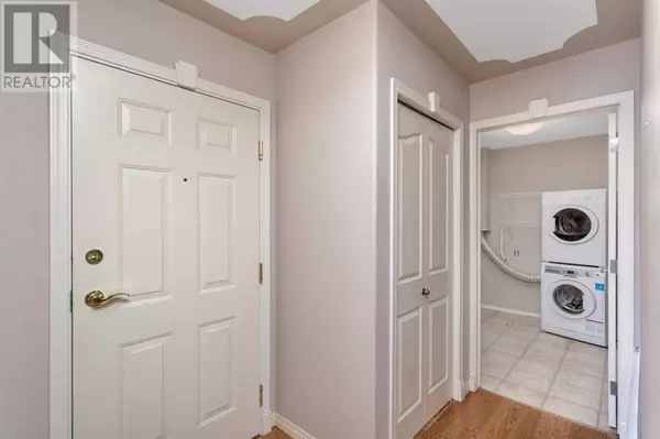 Red Deer, AB T4N3W3,102, 3501 49 Avenue