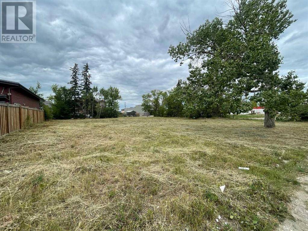 Grande Prairie, AB T8V0L2,10011 95 Avenue