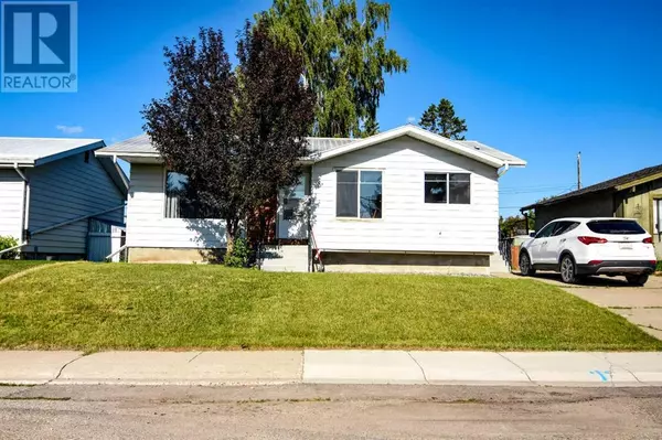 5 Windsor Place, Strathmore, AB T1P1B2