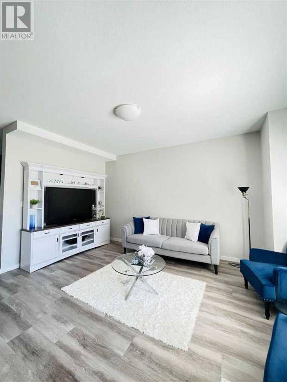 Grande Prairie, AB T8V0Z3,9312A 102 Avenue