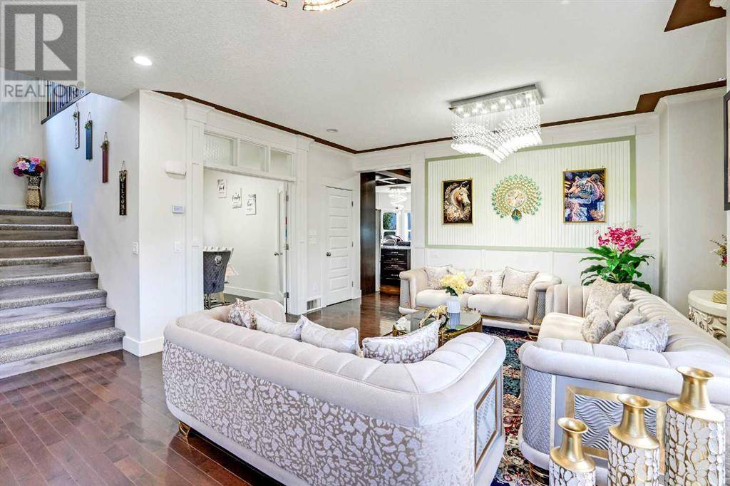 Calgary, AB T3J0H9,3 Taralake Mews NE