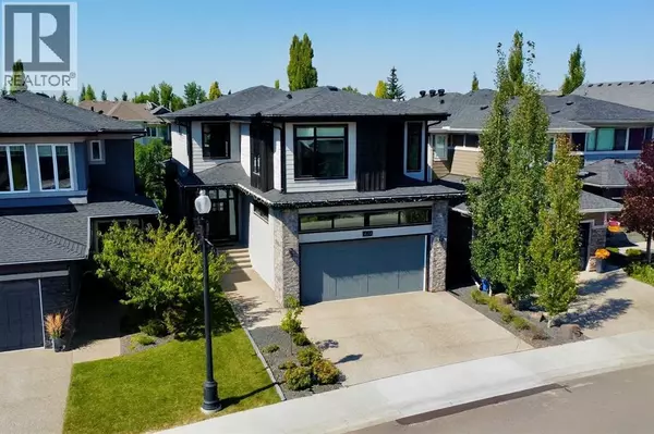 424 Discovery Place SW, Calgary, AB T3H3Y3