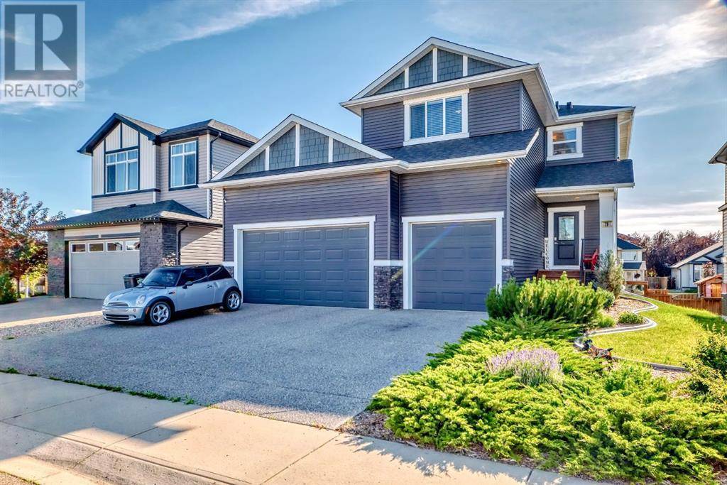 79 Lakes Estates Circle, Strathmore, AB T1P0B6