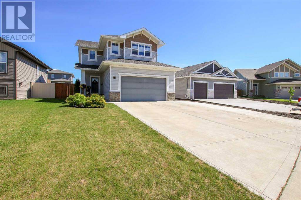 34 Panorama Avenue, Lacombe, AB T4L0J4