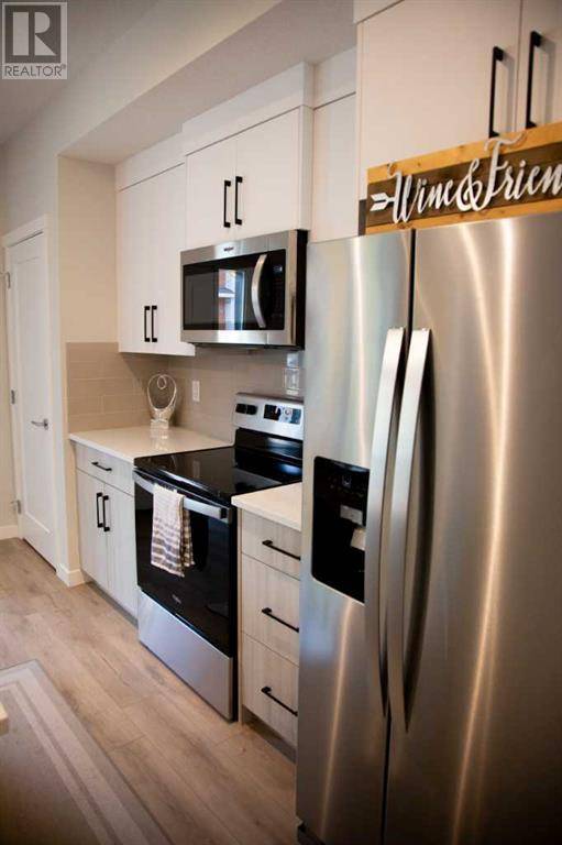 Calgary, AB T2X4C1,608, 400 Belmont Street SW