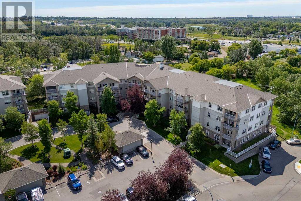Calgary, AB T2G5S6,214, 1414 17 Street SE