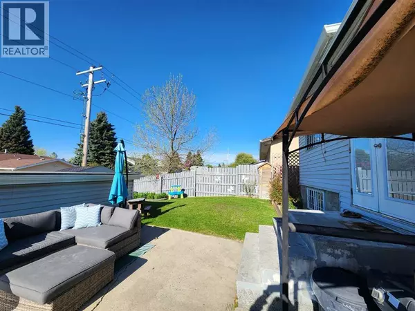 Calgary, AB T1Y1T9,5023 Whitehorn Drive NE