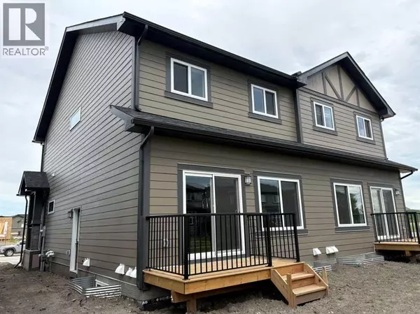 Calgary, AB T2X5Z6,264 Legacy Glen Parade SE