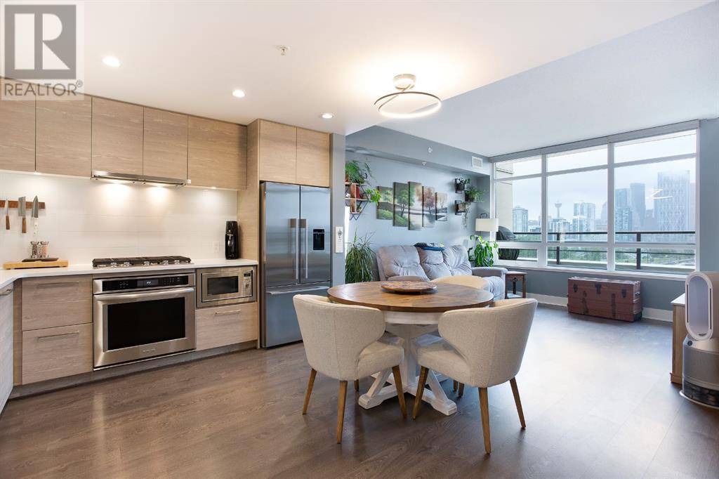 Calgary, AB T2E7X9,810, 38 9 Street NE