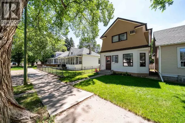 Medicine Hat, AB T1A0L7,831A 4 Street SE