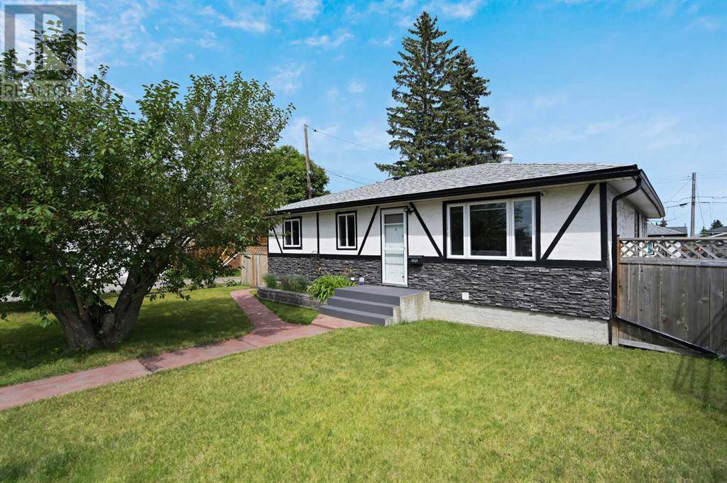 Calgary, AB T3B2N5,3924 77 Street NW