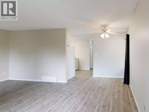 Grande Prairie, AB T8V5A8,9538 74 Avenue