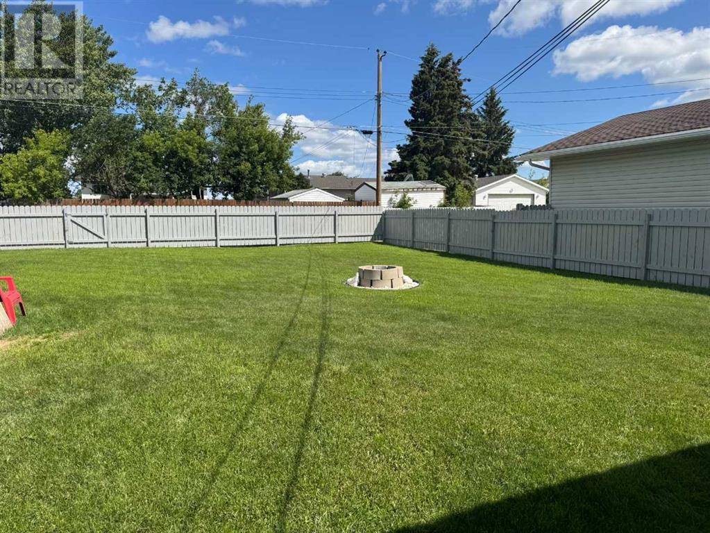 Grimshaw, AB T0H1W0,4420 49 Avenue