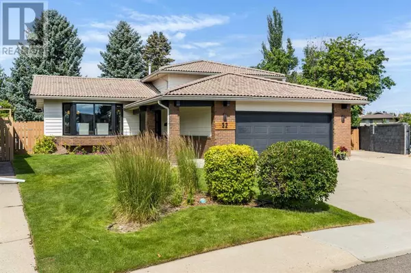 Medicine Hat, AB T1B2R6,32 Ross Heights Court SE