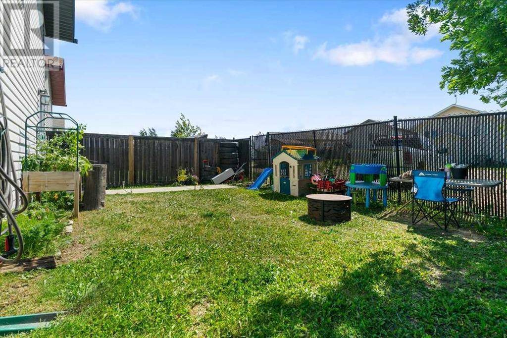 Grande Prairie, AB T8X0E3,8909 72 Avenue