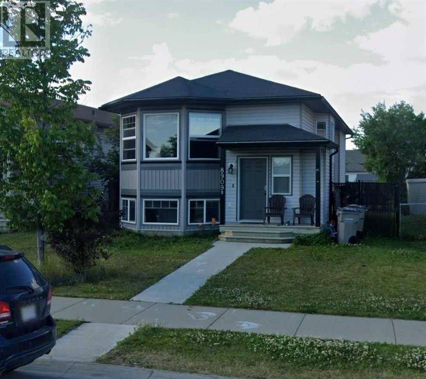 8909 72 Avenue, Grande Prairie, AB T8X0E3
