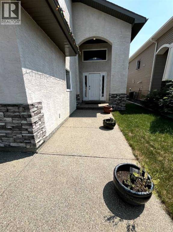 Lethbridge, AB T1K5S1,226 Gateway Manor S