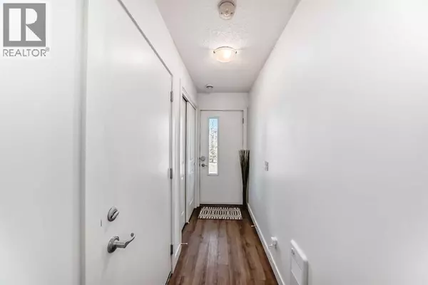 Calgary, AB T3R1V5,510, 15 Evanscrest Park NW