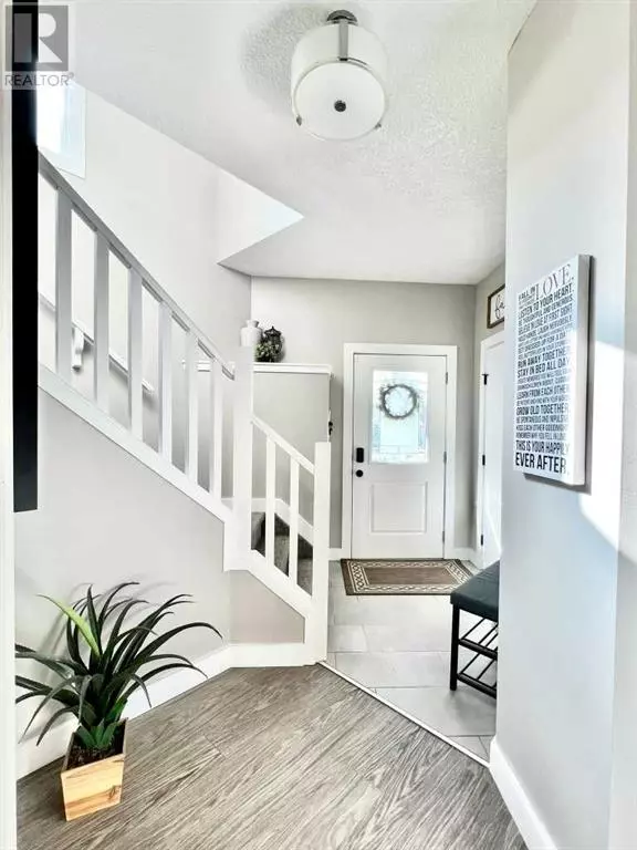 Grande Prairie, AB T8V6J3,10207 126 Avenue