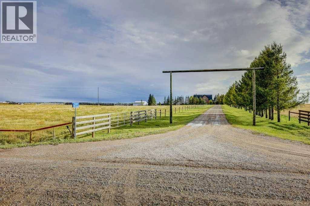 254041 Township Road 252, Rural Wheatland County, AB T1P0W5