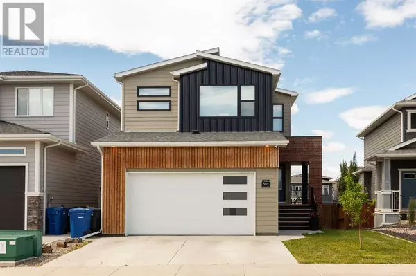 889 Atlantic Cove W, Lethbridge, AB T1J5M4