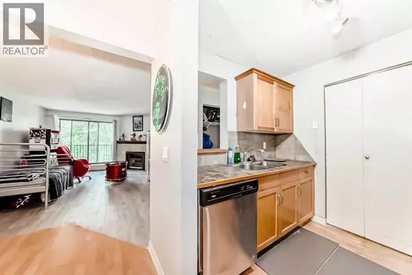4305, 13045 6 Street SW, Calgary, AB T2J5P6