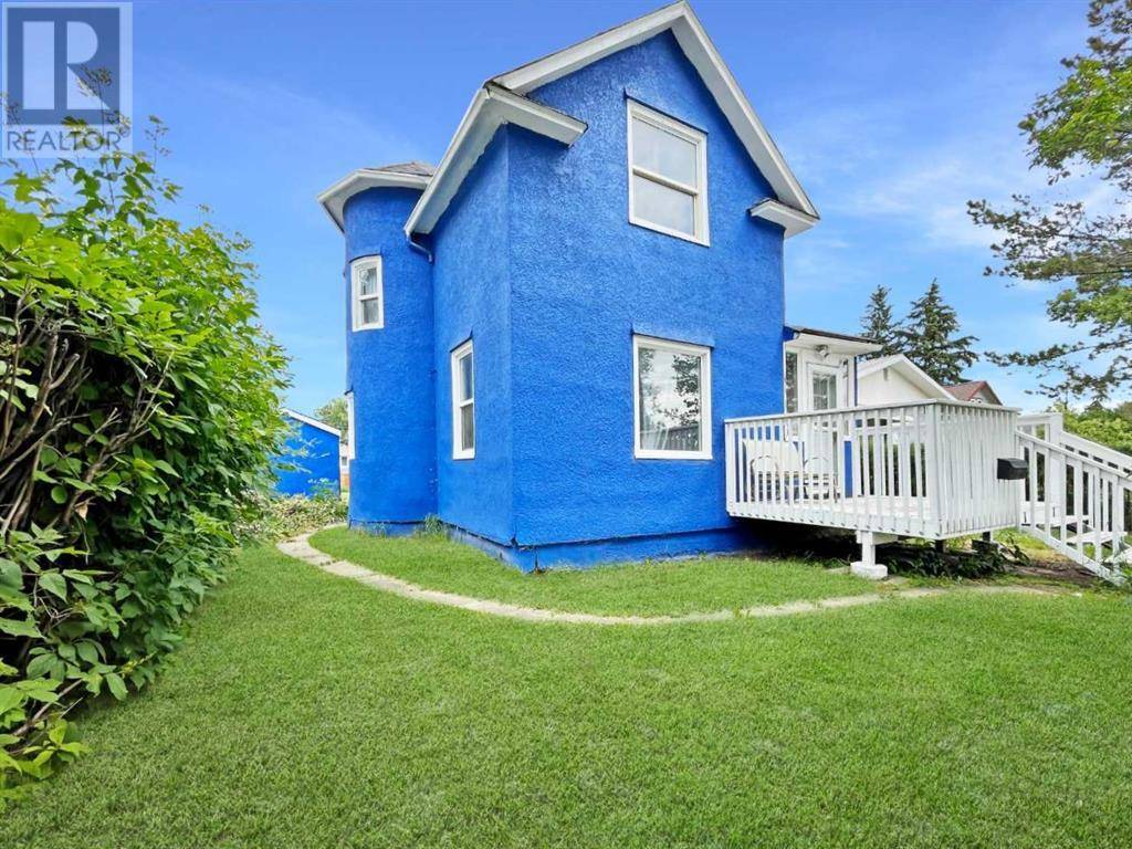 5418 47 Avenue, Wetaskiwin, AB T9A0L1
