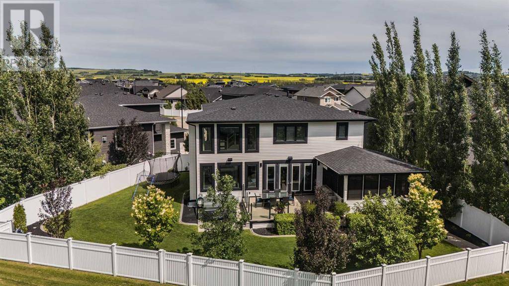 Red Deer, AB T4R0S6,81 Larratt Close