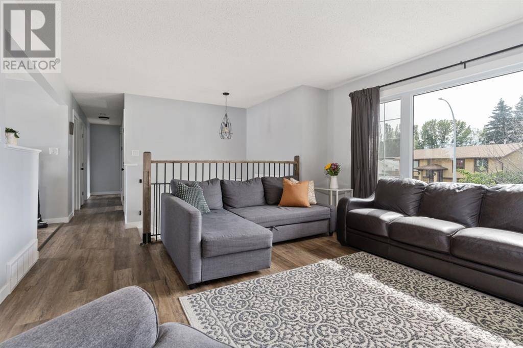 Camrose, AB T4V3W6,4301 75 Street