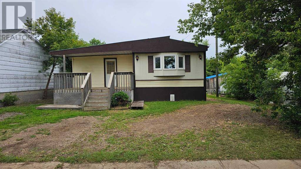 112 3 Avenue, Alliance, AB T0B0A0