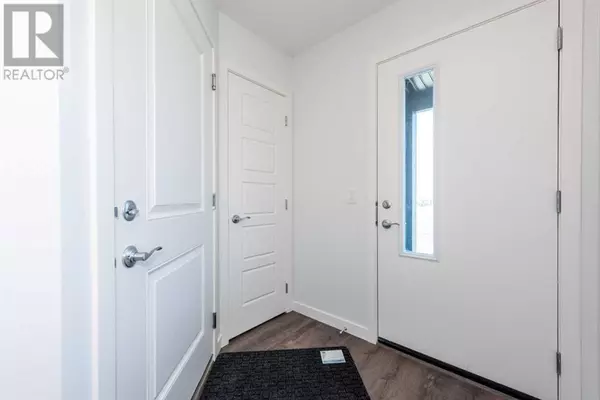 Calgary, AB T2X4A6,574, 850 Belmont Drive SW