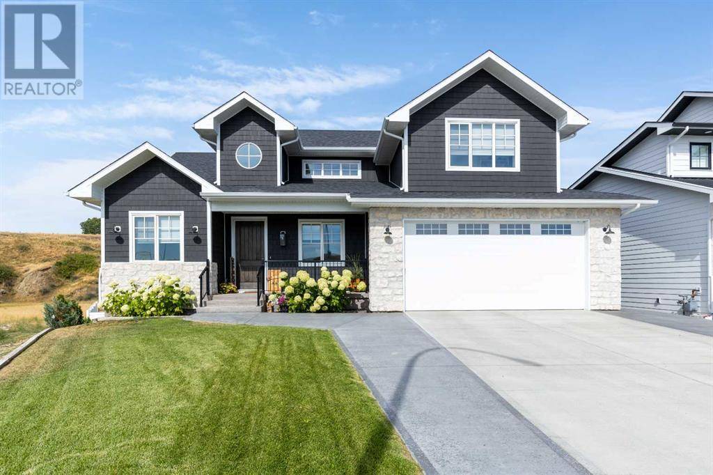 24 Heron Court SW, Medicine Hat, AB T1B0S8
