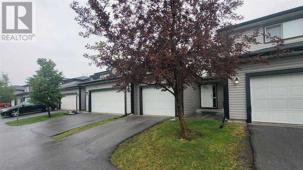 Airdrie, AB T4B2Z1,23, 102 Canoe Square SW