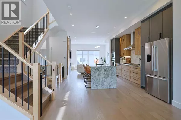 Calgary, AB T2M3T9,2719 18 Street NW