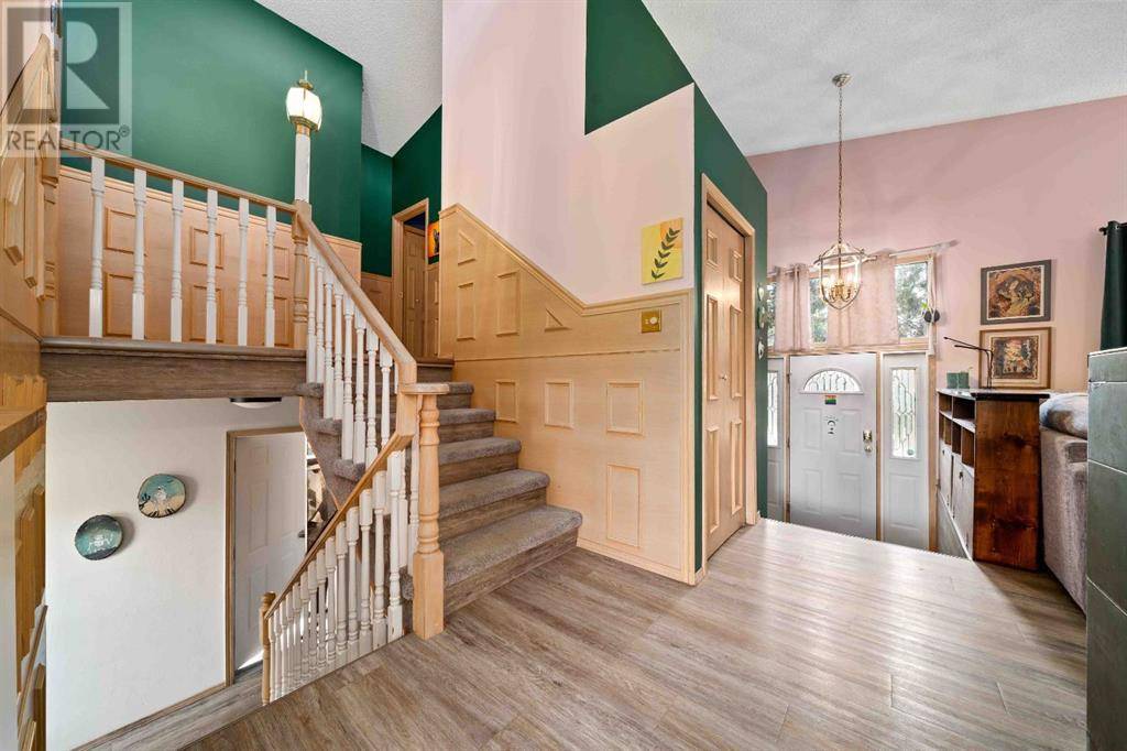 Medicine Hat, AB T1A4A3,28 Noble Court SW