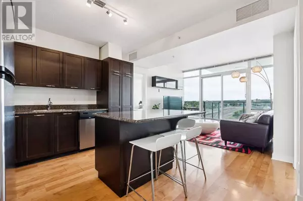 Calgary, AB T2L2J9,608, 3830 Brentwood Road NW
