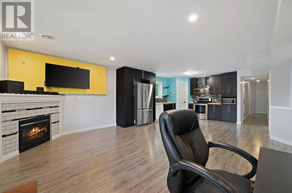 Calgary, AB T2A1E9,201, 1723 37 Street SE