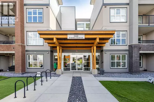 Calgary, AB T3E8A9,3304, 95 Burma Star Road SW