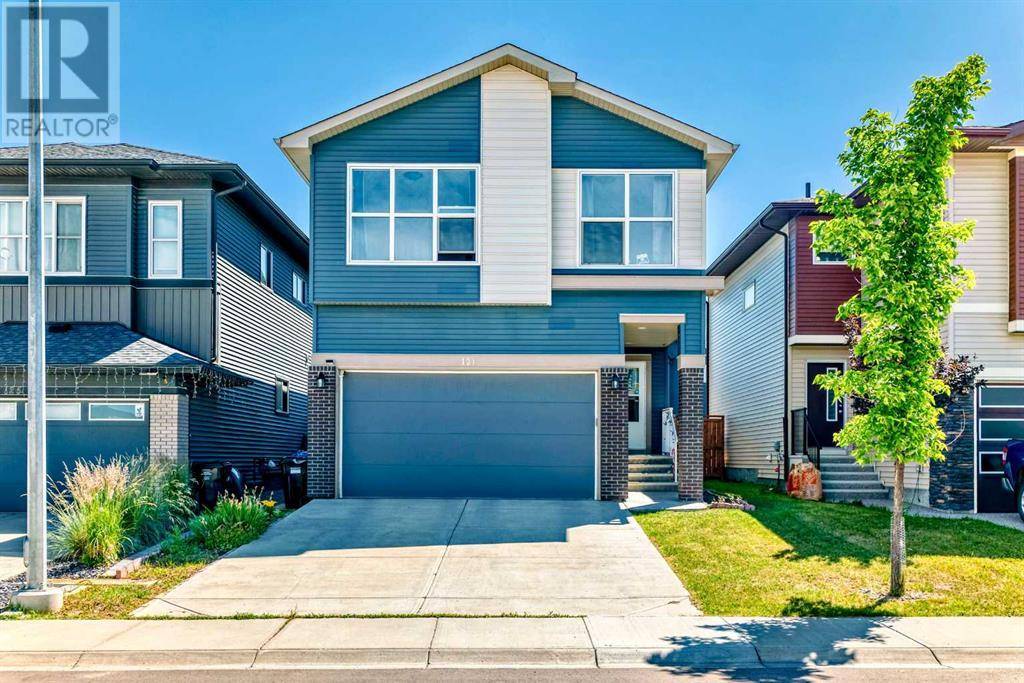 121 Walgrove Gardens SE, Calgary, AB T2X4C6