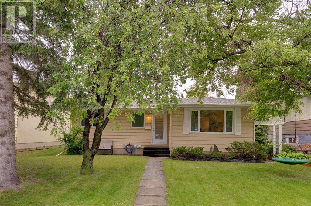 4816 Verona Drive NW, Calgary, AB T3A0P4