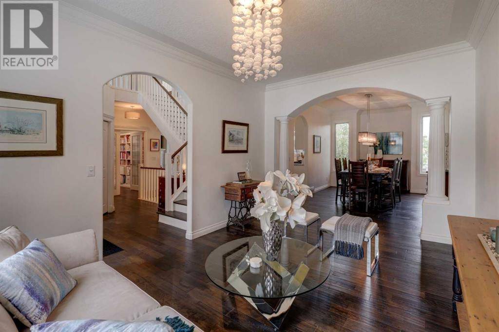 Calgary, AB T3H4K2,218 Simcrest Heights SW