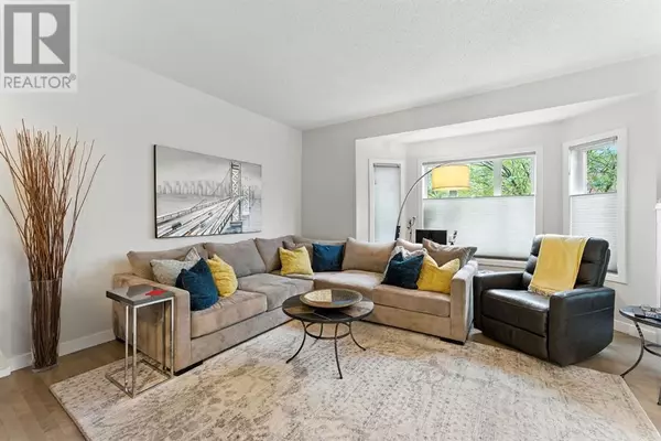 Calgary, AB T3H4K8,29 Prominence Park SW
