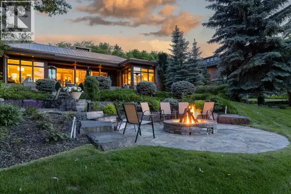 Calgary, AB T2S0Y3,714 Riverdale Avenue SW