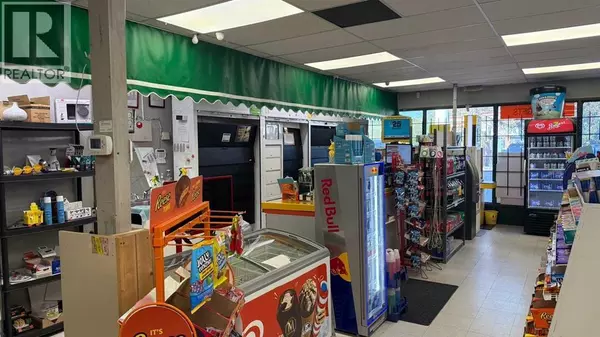 Calgary, AB T3G3A9,1, 735 Ranchland Boulevard NW