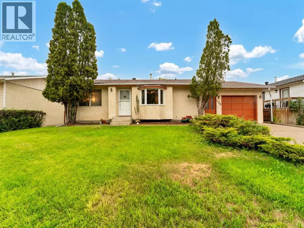 Medicine Hat, AB T1C1M5,978 20 Street NE