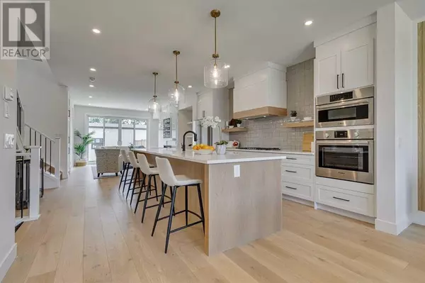 3727 Richmond Road SW, Calgary, AB T3E4P1