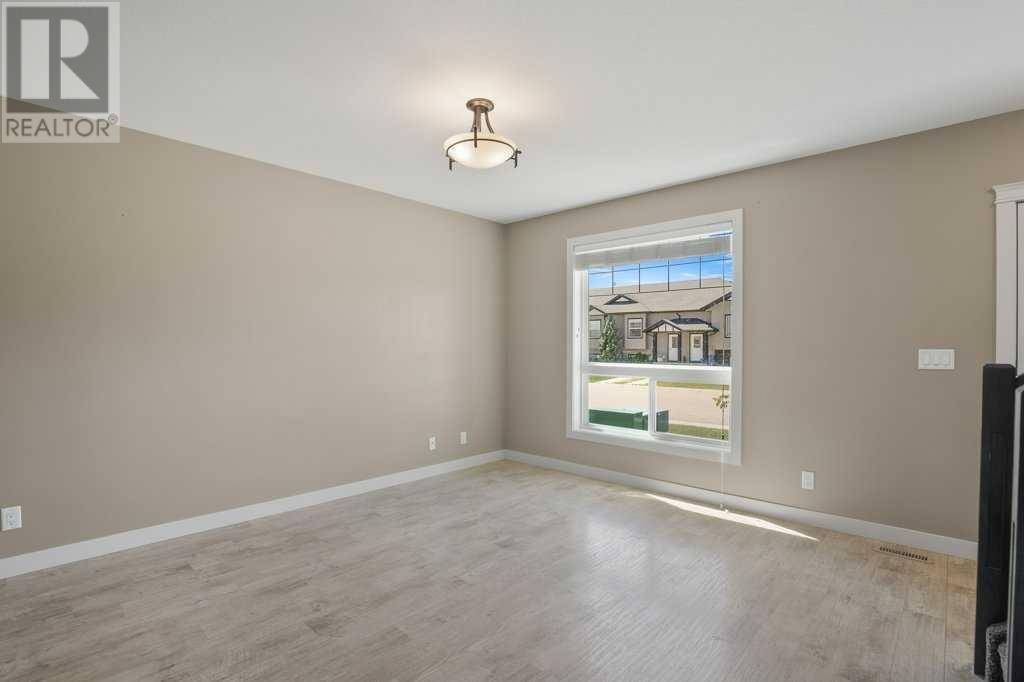 Blackfalds, AB T4M0A6,25 Crimson Court